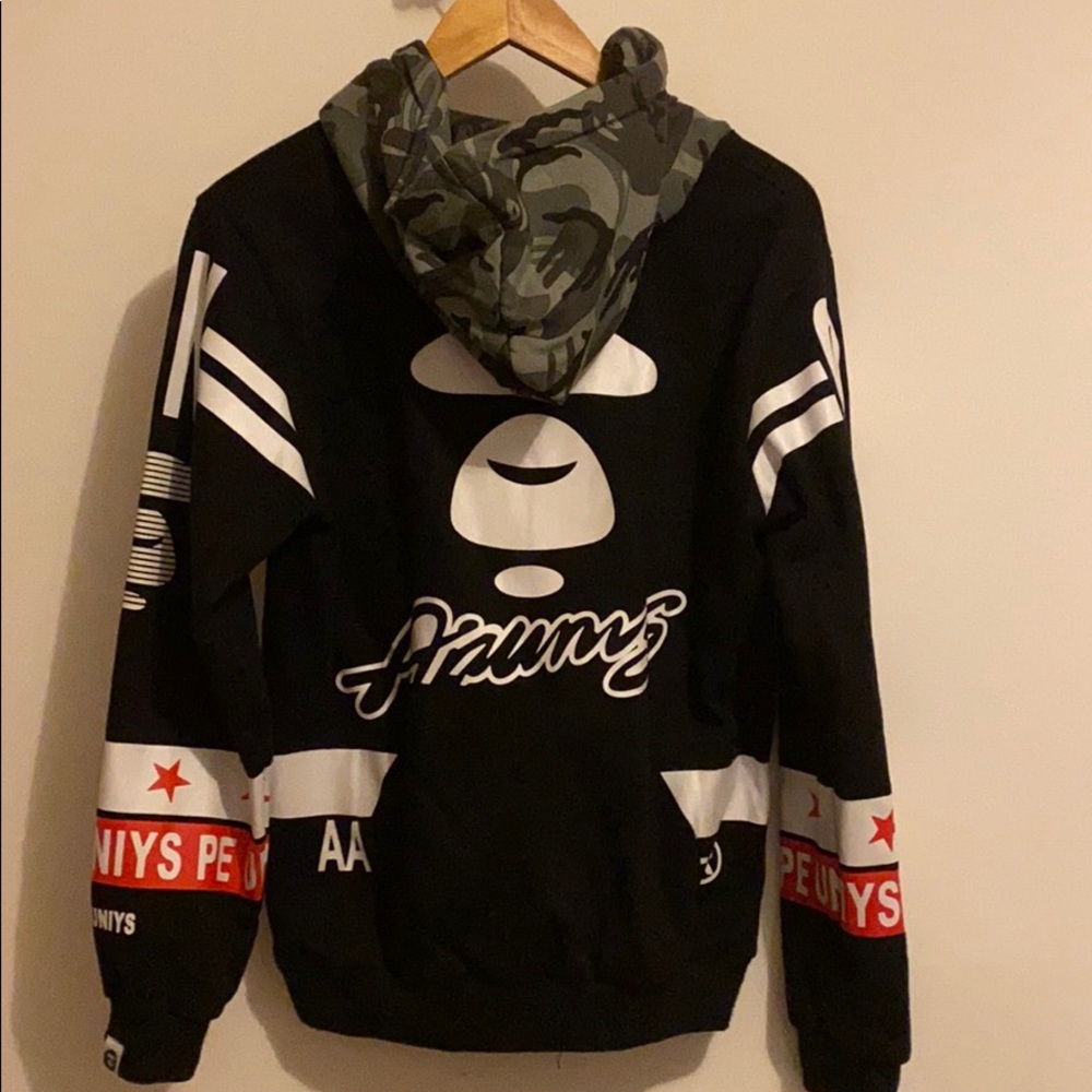 AAPE - Picture 3 of 3